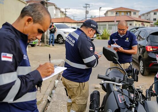 Mais de 130 veículos adulterados foram autuados furante abordagens - Foto: Isaque Ramos/Detran-AM