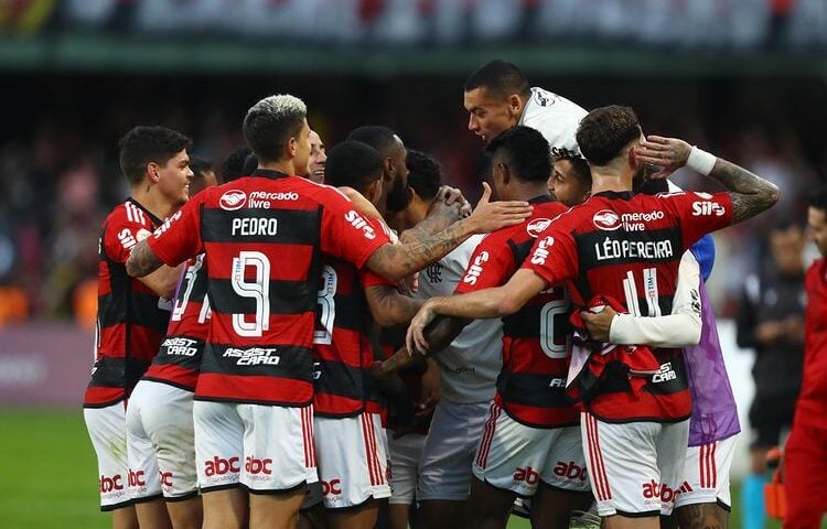 Flamengo e Internacional disputam pela 21ª rodada do Brasileirão - Foto: Reprodução/ Instagram @flamengo