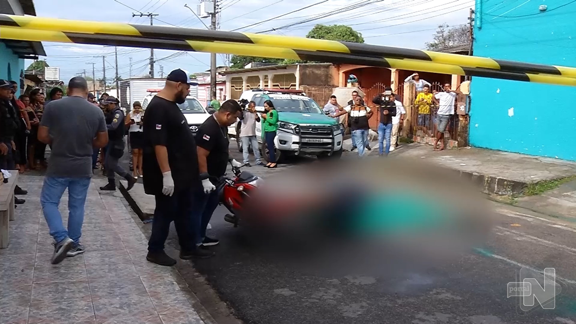 Homem é morto com 20 tiros ao deixar enteado na escola em Manaus - Foto: Reprodução/TV Norte Amazonas