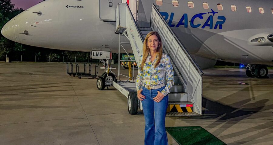 O Palmeiras estreia avião comprado por Leila Pereira, em viagem ao Rio de Janeiro, para confronto contra o Fluminense neste sábado (5) - Foto: Reprodução/ Twitter @leilapereiralp