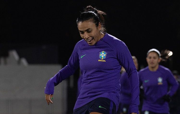 Em entrevista coletiva, Marta diz que lutará pela vaga nas oitavas de final da Copa do Mundo - Foto: Reprodução/ Instagram @selecaofemininadefutebol