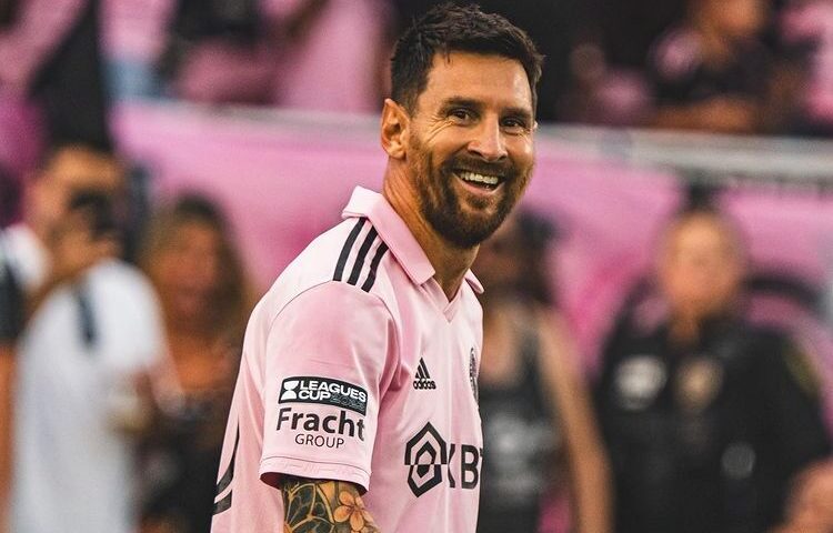 Fã de Messi é demitido após pedir autógrafo de Messi, na última quarta-feira (2) - Foto: Reprodução/ Instagram @intermiamicf