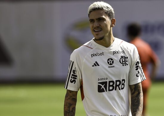 Jogador durante o treino desta terça (1º), visando jogo da Libertadores - Foto: Marcelo Cortes/CRF/divulgação