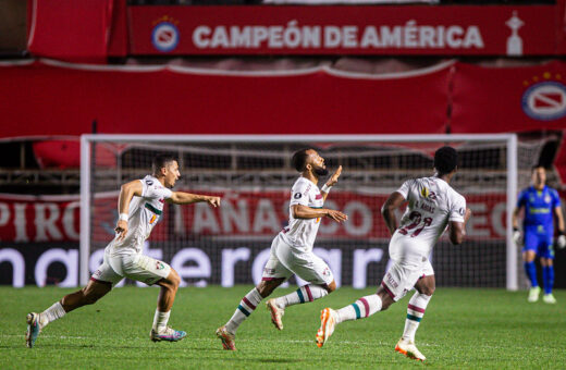 Samuel Xavier comemora gol de empate deo Tricolor cobtra equipe argentina - Foto: Marcelo Gonçakves/FFC/divulgação