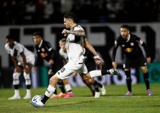 No jogo entre Vasco e Bragantino terminou em empate nesta segunda-feira (14) - Foto: Reprodução/ Instagram @vascodagama