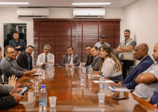 Sem desfecho, reunião debate situação de acampados na Aleac