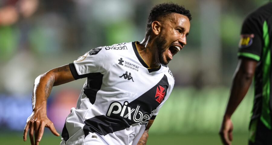 Jair marcou para o Vasco aos 45 minutos do 2º tempo