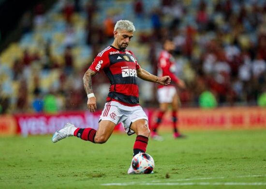 Arrascaeta pode ser umas das surpresas do técnico Sampaoli, para o jogo do Flamengo contra o São Paulo na final da Copa do Brasil - Foto: Reprodução/ Instagram @g10dearrascaeta