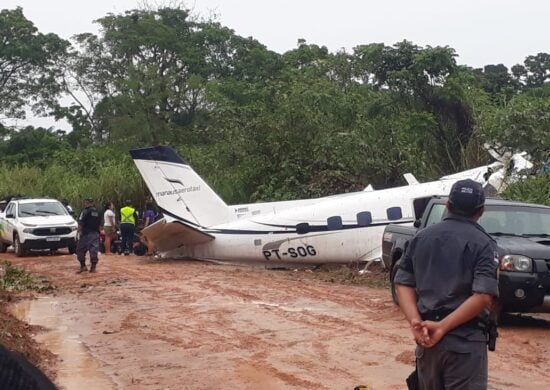 Um avião com mais de 10 pessoas caiu em Barcelos neste sábado (16) - Foto: Reprodução | Whatsapp