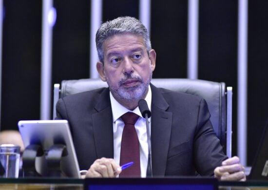 O presidente da Câmara, Arthur Lira deve votar PEC que limita decisões do STF após fevereiro de 2024 -Foto: Zeca Ribeiro/Câmara dos Deputados