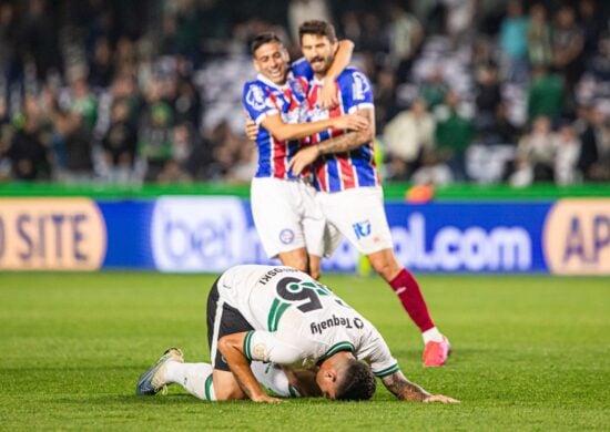 Coritiba, lamenta mais um gol do Bahia, durante partida válida pela 23ª rodada do Campeonato Brasileiro série A 2023 - Foto: Vinicius Do Prado/Agência F8/Estadão Conteúdo