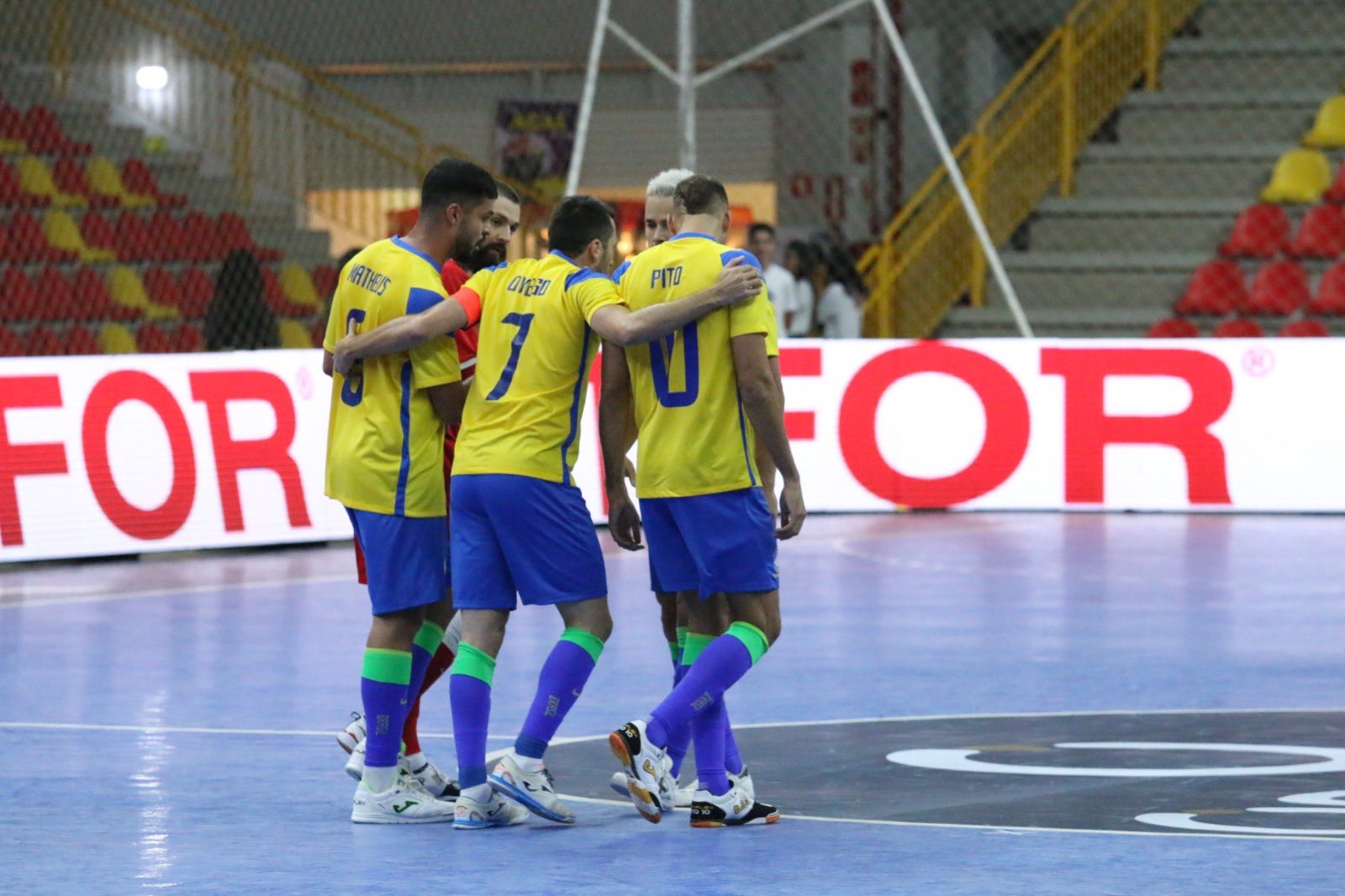 Brasil avança para a semifinal da Copa das Nações de Futsal