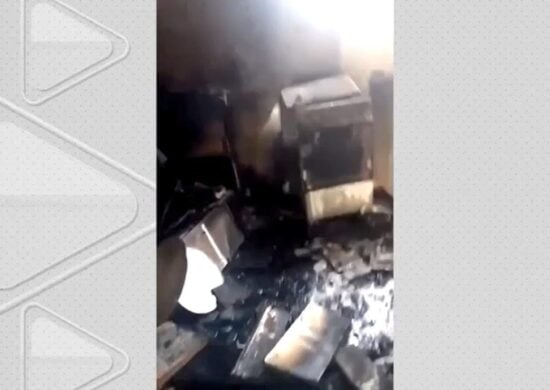 VÍDEO: Explosão de botija de gás destrói residência no interior do AC