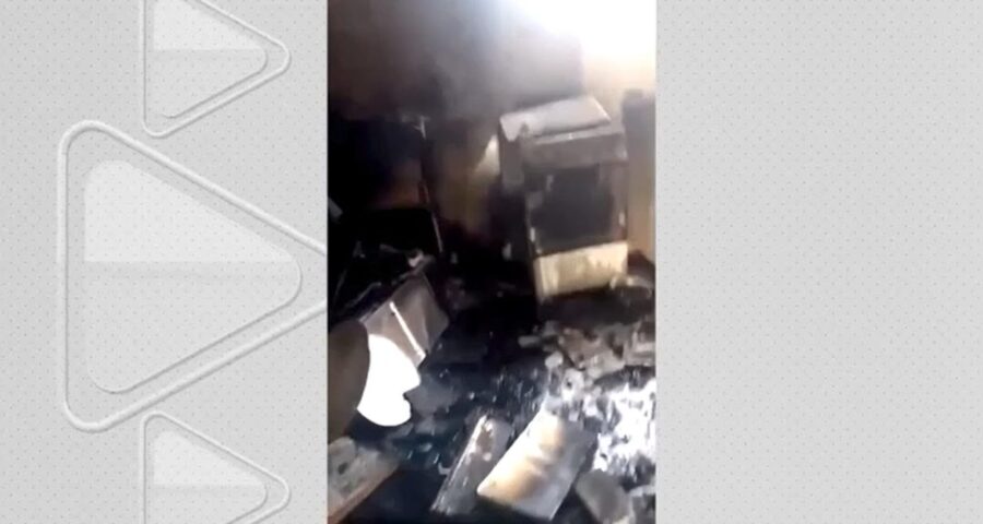 VÍDEO: Explosão de botija de gás destrói residência no interior do AC