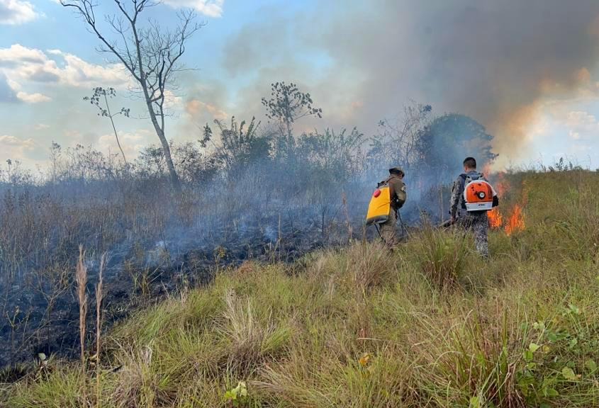Cerca de 60 focos de queimada no interior do AM causam fumaça em Manaus