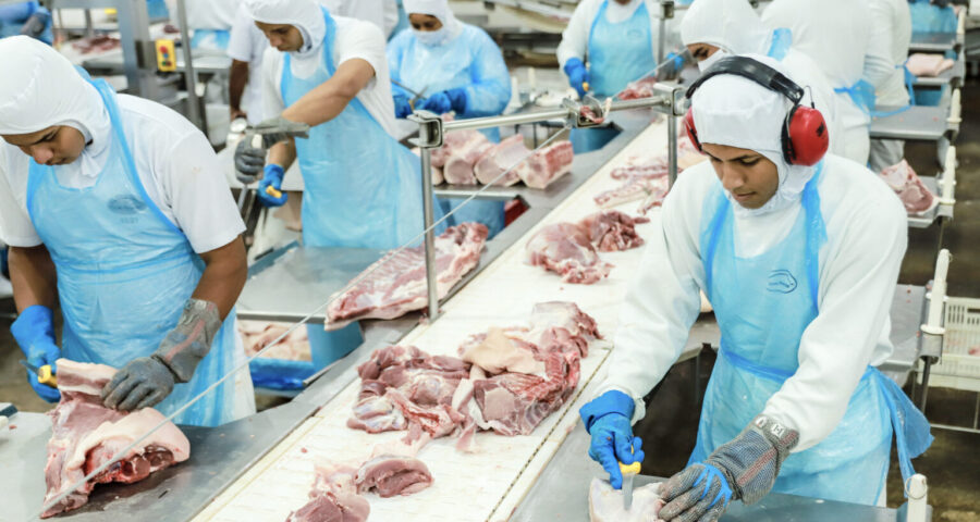 Frigorífico acreano é destaque na exportação de carne suína 