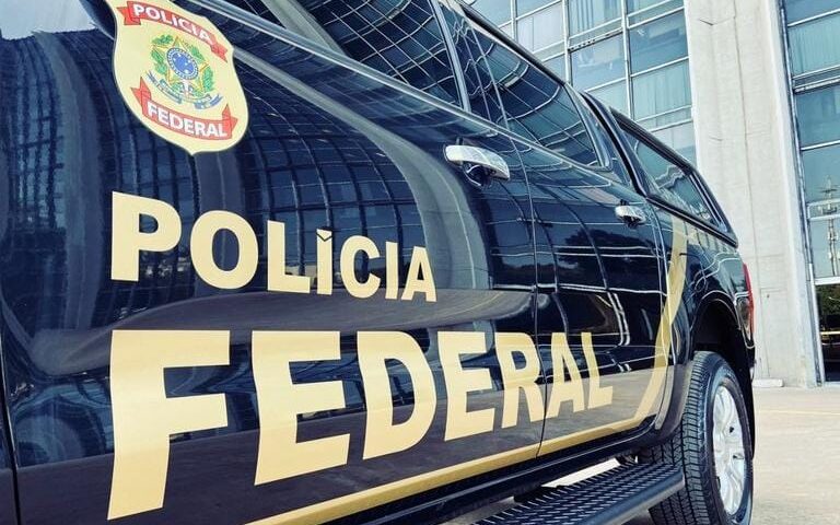 A família teria ligação com pessoas físicas e jurídicas investigadas pela Polícia Federal