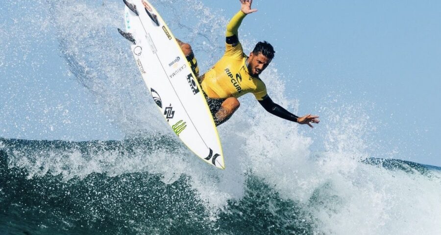 Filipe Toledo ganha bicampeonato mundial de surfe