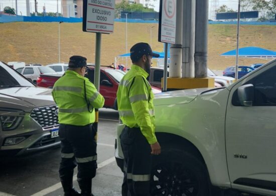 O foco do monitoramento foram as vagas de estacionamento especiais de supermercados e do shopping Manauara. - Fotos: Divulgação / IMMU