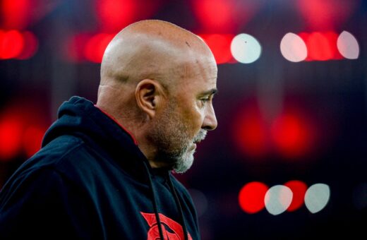 Flamengo anuncia saída de Sampaoli