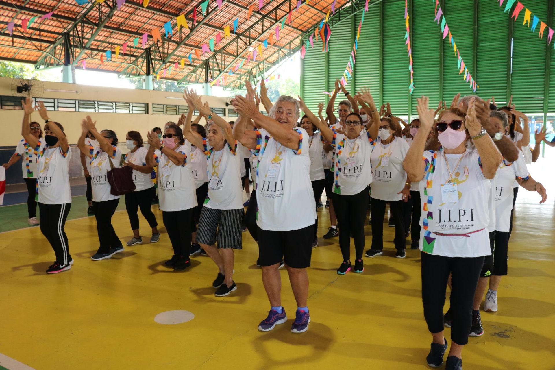 Fundação Dr. Thomas programa concurso público com 25 vagas em Manaus