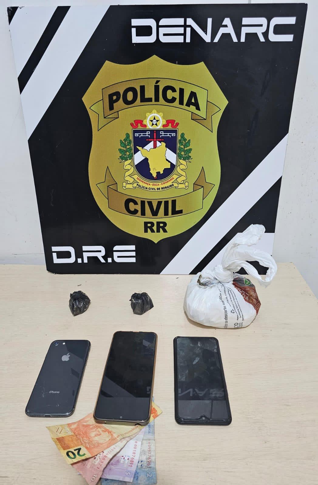 Polícia Civil prende 4 pessoas por tráfico de drogas em Boa Vista