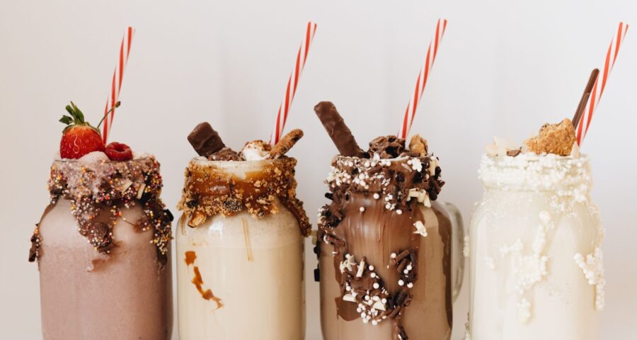 Degustadores de milkshake testam conhecimento para ganhar brindes - Foto: Reprodução/Canva