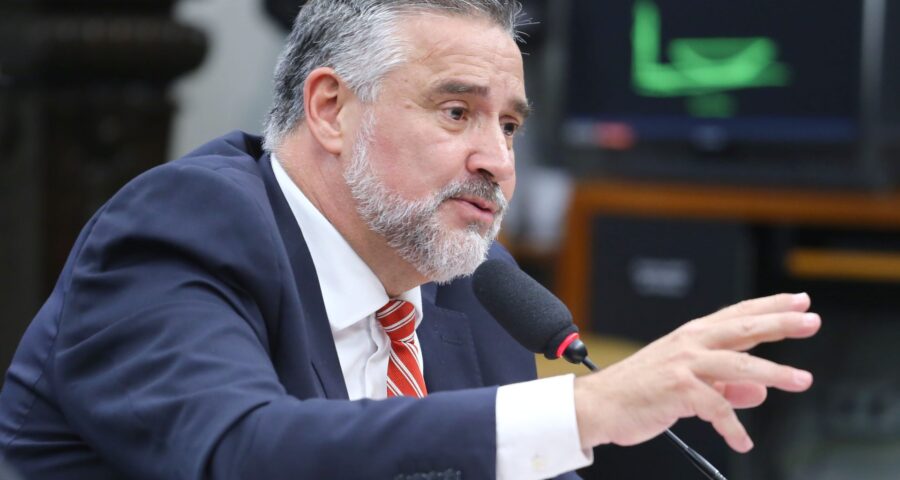 Ministro das comunicações Paulo Pimenta - Foto: Vinicius Loures / Câmara dos Deputados