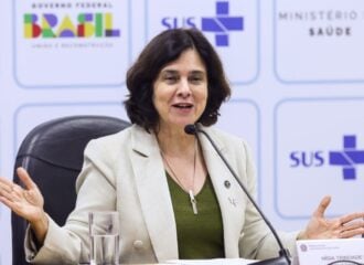 A ministra da Saúde, Nízia Trindade, lança programa para retomar obras paralisadas -Foto: Valter Campanato/Agência Brasil