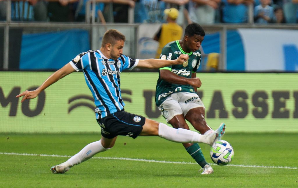 Grêmio e Palmeiras disputam partida válida pela 24ª rodada da Série A do Brasileirãoo 2023 - Foto: Raul Pereira/Fotoarena/Fotoarena/Estadão Conteúdo