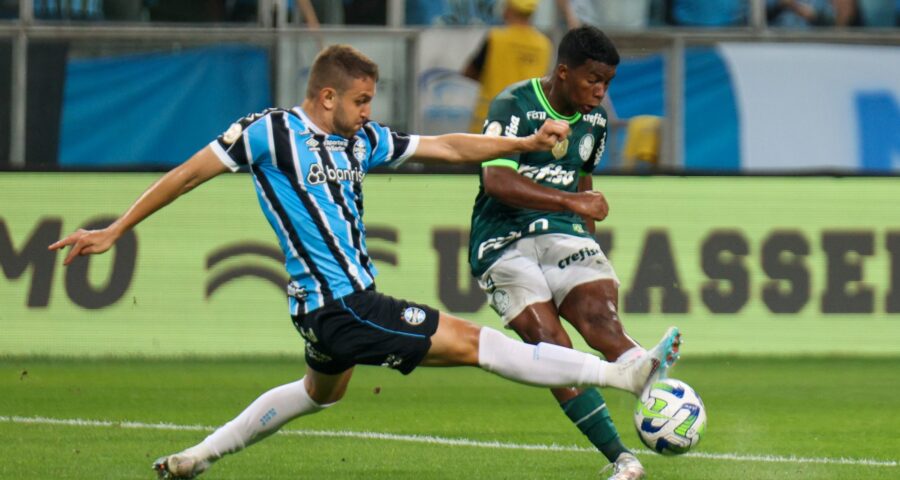 Grêmio e Palmeiras disputam partida válida pela 24ª rodada da Série A do Brasileirãoo 2023 - Foto: Raul Pereira/Fotoarena/Fotoarena/Estadão Conteúdo