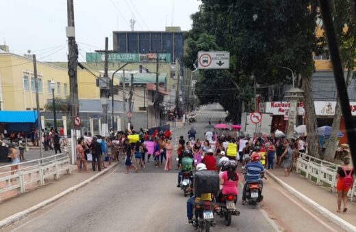 AC: Familiares de detentos fecham ruas em protesto por melhorias nos presídios