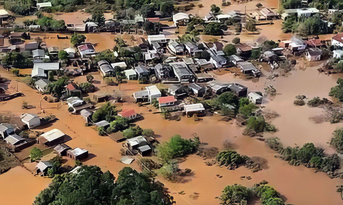 A primeira-dama Janja e ministros vão a Lajeado, no Vale do Taquari, para uma série de reuniões na região mais afetada por ciclone - Foto: Marinha do Brasil/RS