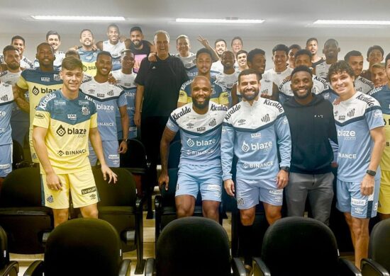 Santos fecha parceria com organizadas e recebem a palestra do ex-atleta de basquete, Oscar Schmidt - Foto: Reprodução/ Fábio Maradei/Santos FC