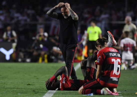 Técnico Jorge Sampaoli foi demitido nesta quinta-feira (28), e saí com o valor de R$ 9,5 milhões - Foto: ALEXANDRE BRUM/Agencia Enquadrar/Estadao Conteúdo