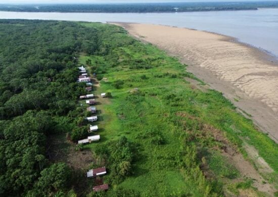 Estiagem atinge Rio Tefé e já deixa várias comunidades isoladas - Foto: Divulgação/Defesa Civil de Tefé