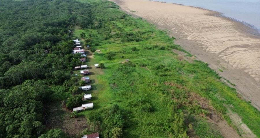 Estiagem atinge Rio Tefé e já deixa várias comunidades isoladas - Foto: Divulgação/Defesa Civil de Tefé