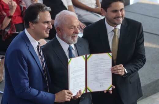 Presidente Lula participa da cerimônia de lançamento da Estratégia Nacional de Escolas Conectadas - Foto: Valter Campanato/Agência Brasil