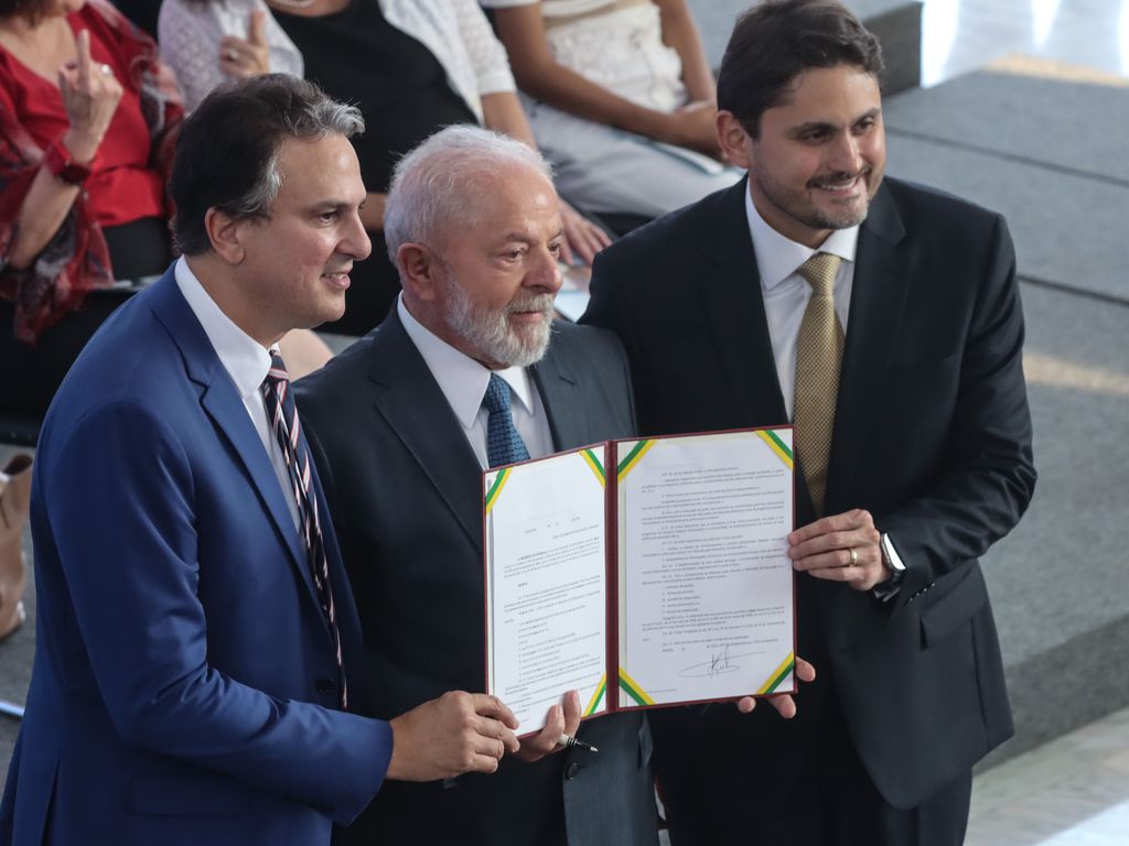 Presidente Lula participa da cerimônia de lançamento da Estratégia Nacional de Escolas Conectadas - Foto: Valter Campanato/Agência Brasil