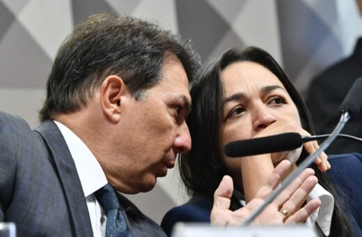 Presidente da CPMI , deputado Arthur Oliveira Maia (União-BA); e a relatora da CPMI, senadora Eliziane Gama (PSD-MA) - Foto: Geraldo Magela/Agência Senado