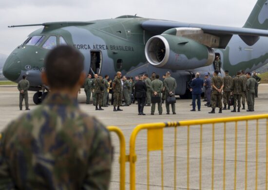 O pouso do voo ocorrerá na base área do Galeão, no Rio de Janeiro - Foto: Lucas Garcia/Ato Press/Estadão Conteúdo