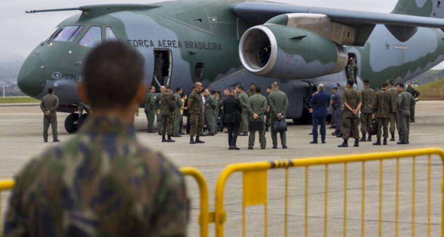 O pouso do voo ocorrerá na base área do Galeão, no Rio de Janeiro - Foto: Lucas Garcia/Ato Press/Estadão Conteúdo