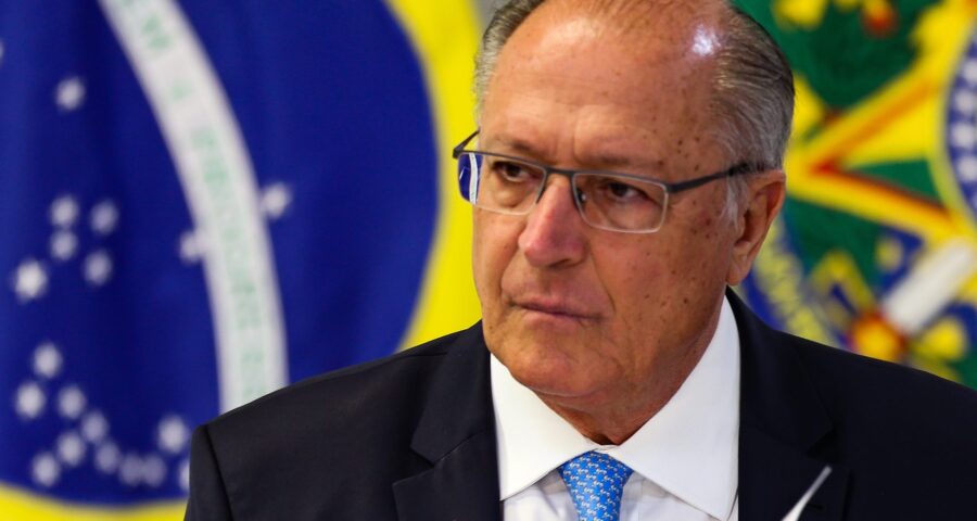 Alckmin diz que irá a Manaus tratar sobre seca no Amazonas