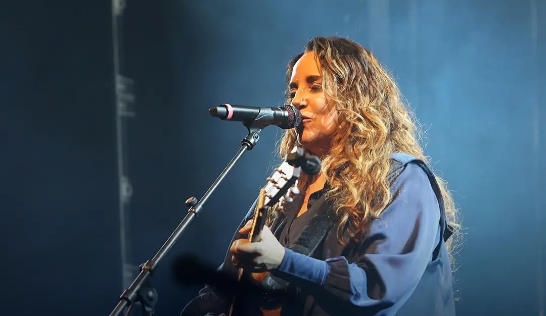Ana Carolina canta nova versão de ‘Chico’ sobre relacionamento lésbico