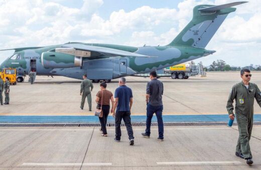 Aeronave da FAB KC-390 Millennium da FAB para a repatriação de brasileiros em território de Israel e Palestina na Operação Voltando em Paz. - Foto: João Risi/Audiovisual/PR