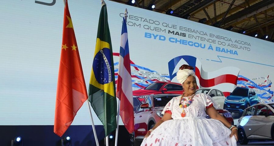 BYD assume fábrica na Bahia e anuncia produção de carros para 2024