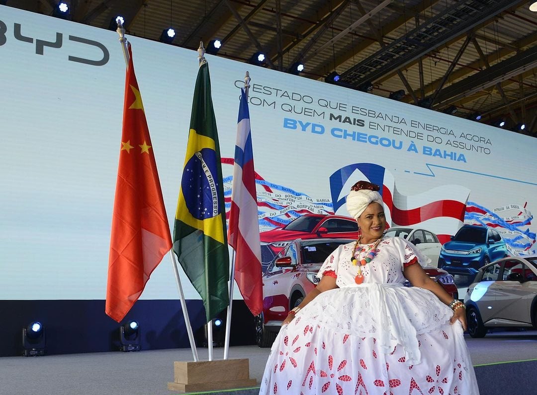 BYD assume fábrica na Bahia e anuncia produção de carros para 2024