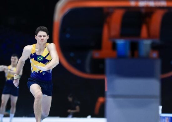 Diogo Soares esta entre o Top 10 no individual do Mundial de Ginástica - Foto: Reprodução/ X @timebrasil