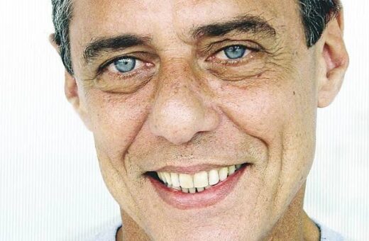 Chico Buarque vai ganhar mais de R$ 4 milhões em processo por direitos autorais