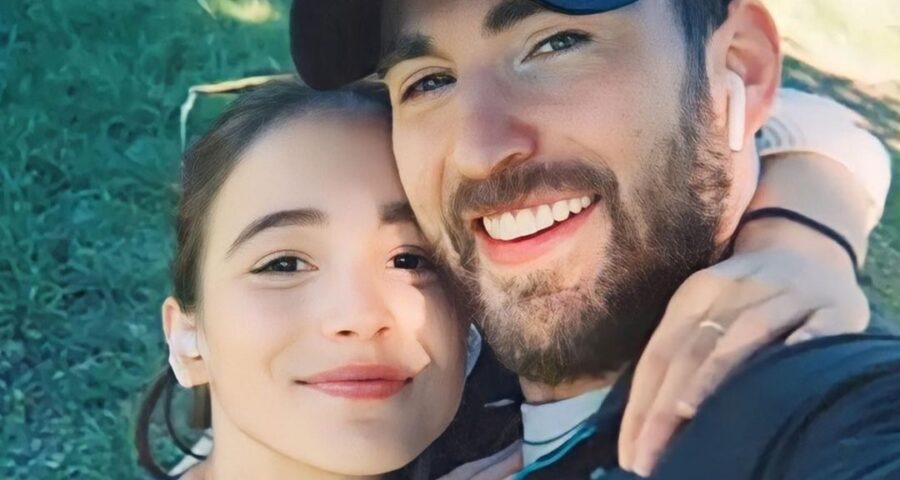 Chris Evans fala pela 1ª vez sobre casamento com luso-brasileira